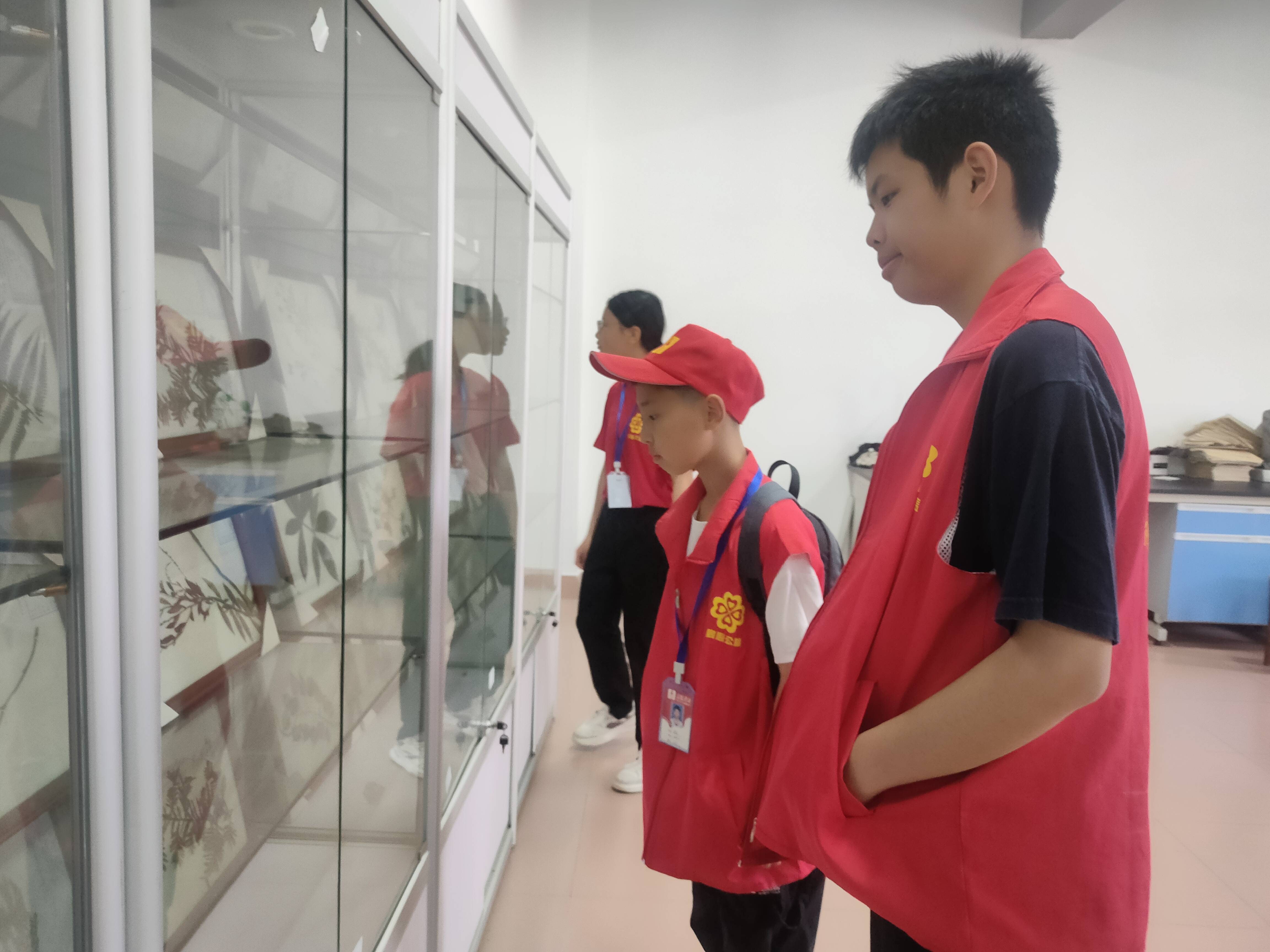 东3.jpg