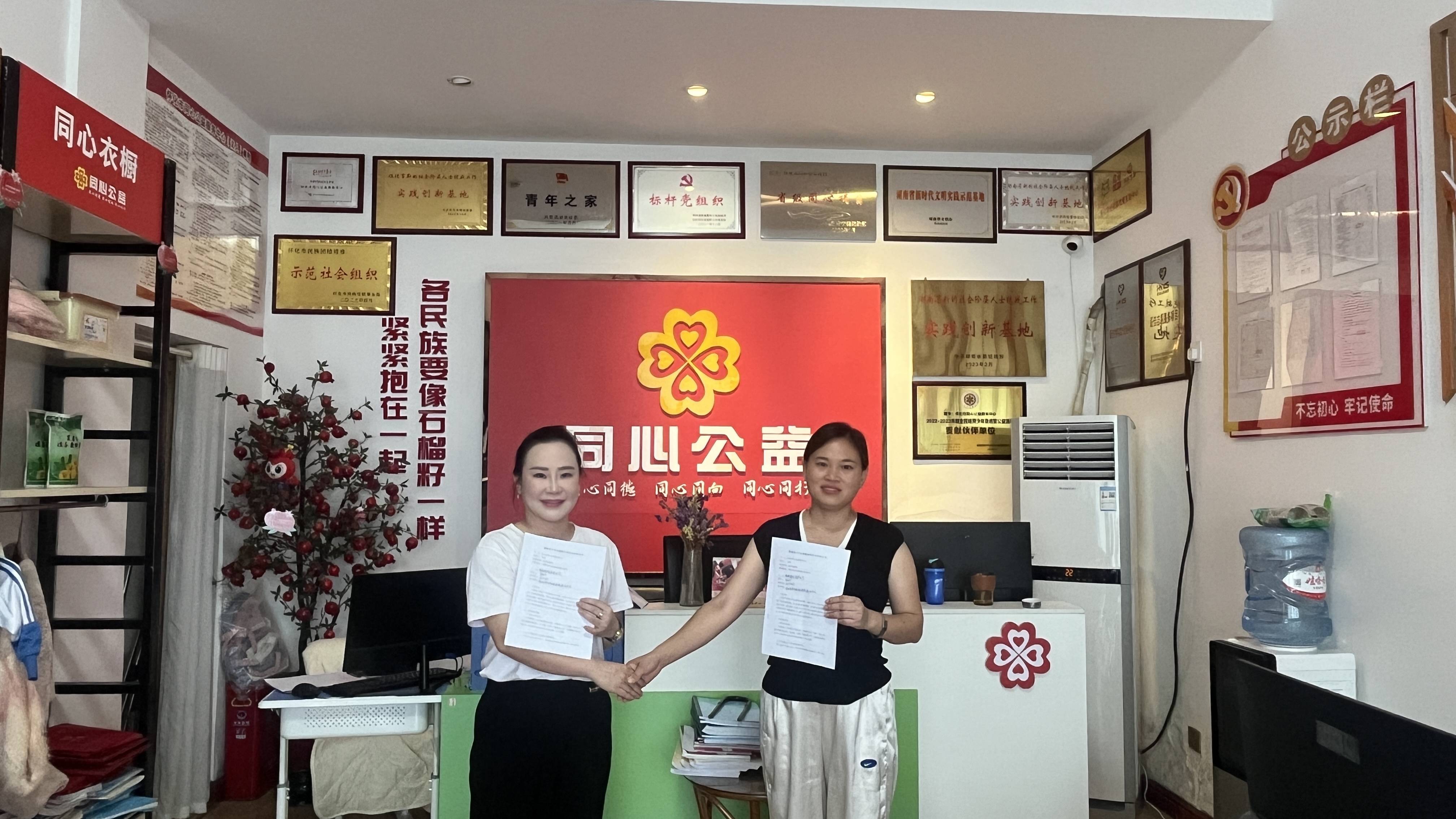 230503d8be9c772eaba409d404fc079.jpg