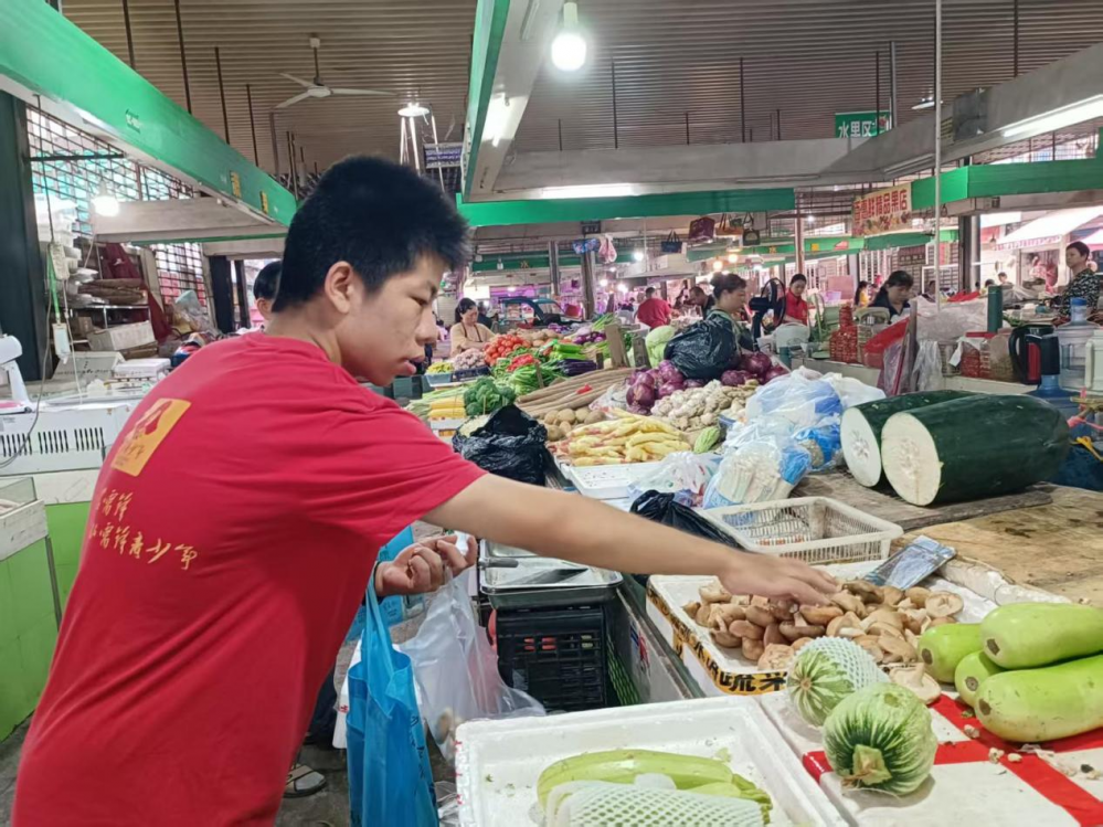 “晨光中的菜篮子” 活动：孩子在实践中体验生活真谛​